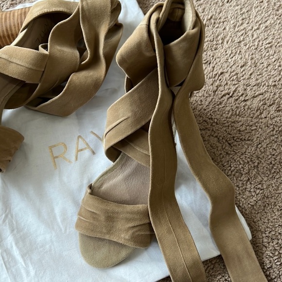 Raye Mia Wrap Ankle Heels Tan - Picture 4 of 8